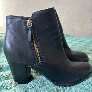 ALDO Black Leather Ankle Boots — Women’s [9] — Block Heel, Zipper